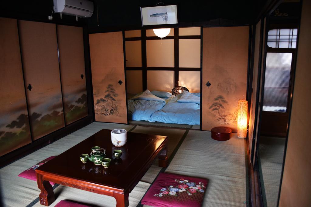 Guesthouse En Omihachiman Bagian luar foto