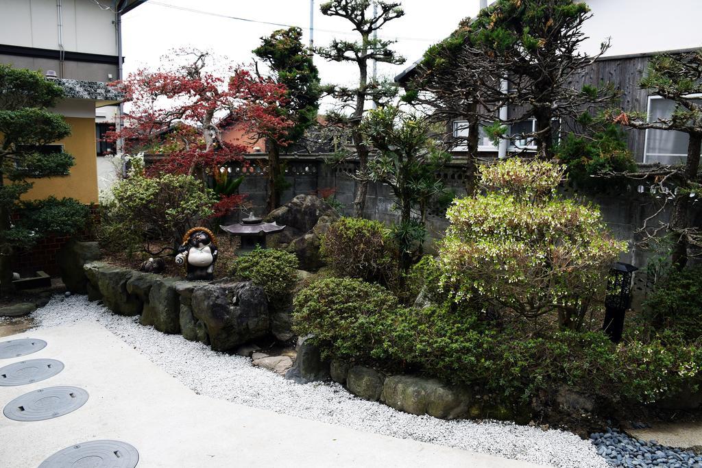 Guesthouse En Omihachiman Bagian luar foto